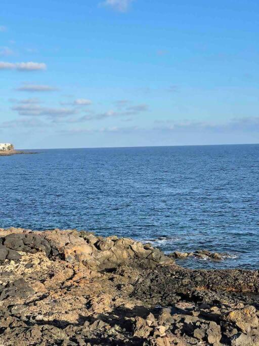 Precioso Rincon Entre El Mar Y Los Volcanes Costa Teguise Ngoại thất bức ảnh